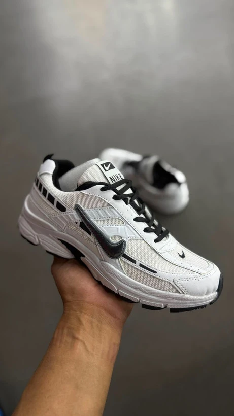 کتونی وارداتی نایک NIKE INITIATOR