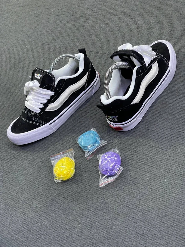 کتونی ونس (Vans) کوالیتی مستر بالاترین کیفیت (بارکد اصالت کالا)