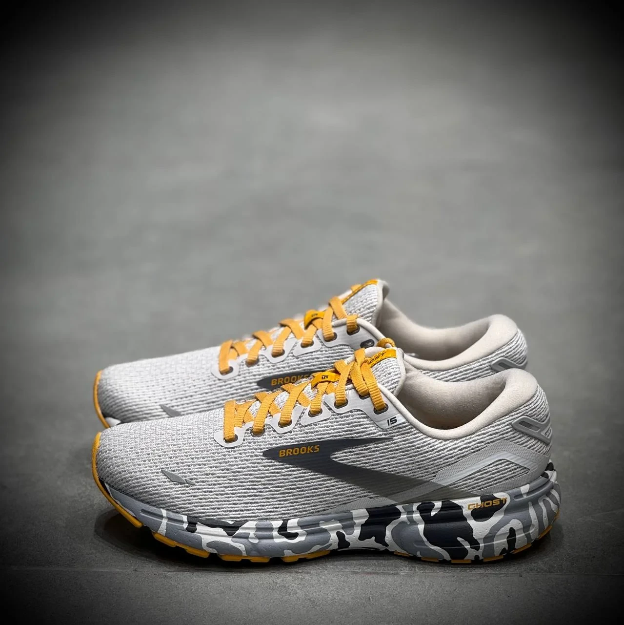 کتونی پیاده روی بروکس brooks ghost 15-3