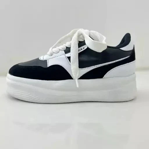 کتونی پیاده روی زنانه مدل برشکا bershka کد ۱۷۴