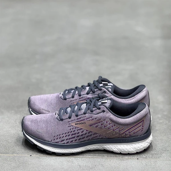 کتونی پیاده رویی بروکس brooks ghost 13