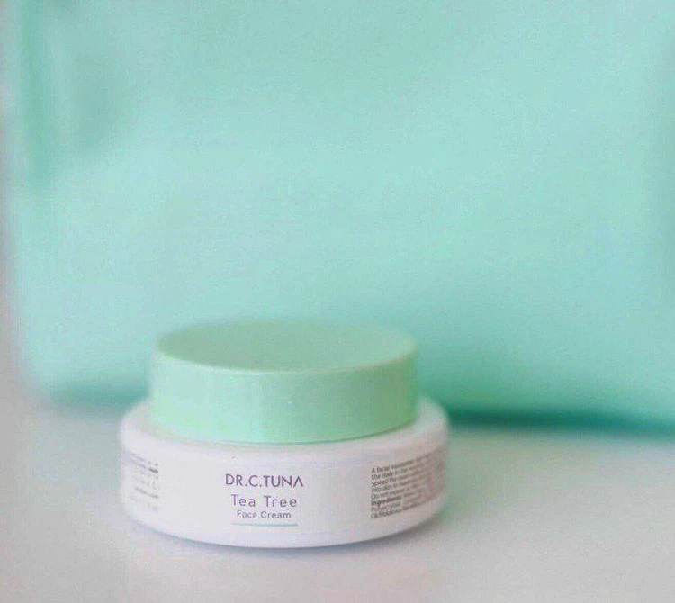 کرم ابرسان چای سبز فارماسی/tea tree cream farmasi turkey