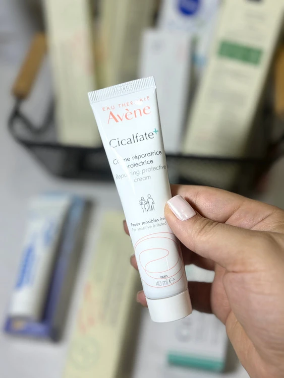 کرم ترمیم‌کننده سیکالفیت پلاس اون (Avène Cicalfate+)