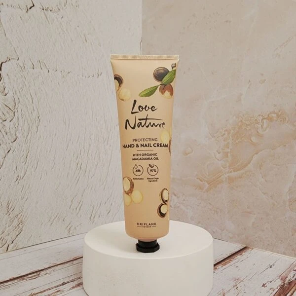 کرم دست و ناخن 75ml ماکادمیا لاونیچر