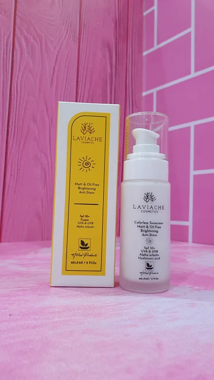 کرم ضد آفتاب مات بر پایه آب SPF50 لاویاچه