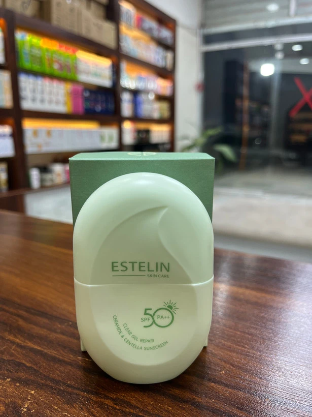 کرم ضدآفتاب ترمیم کننده حاوی سرامید و سنتلا با spf50 استیلن