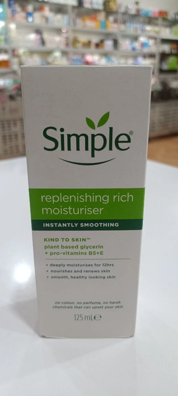 کرم مرطوب‌ و آبرسان کننده پوست خشک | S.i.m.p.l.e Replenishing Rich Moisturiser اصل ۱۲۵ میل