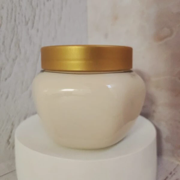 کرم مرطوب کننده دست و بدن شیر عسل – 250ml