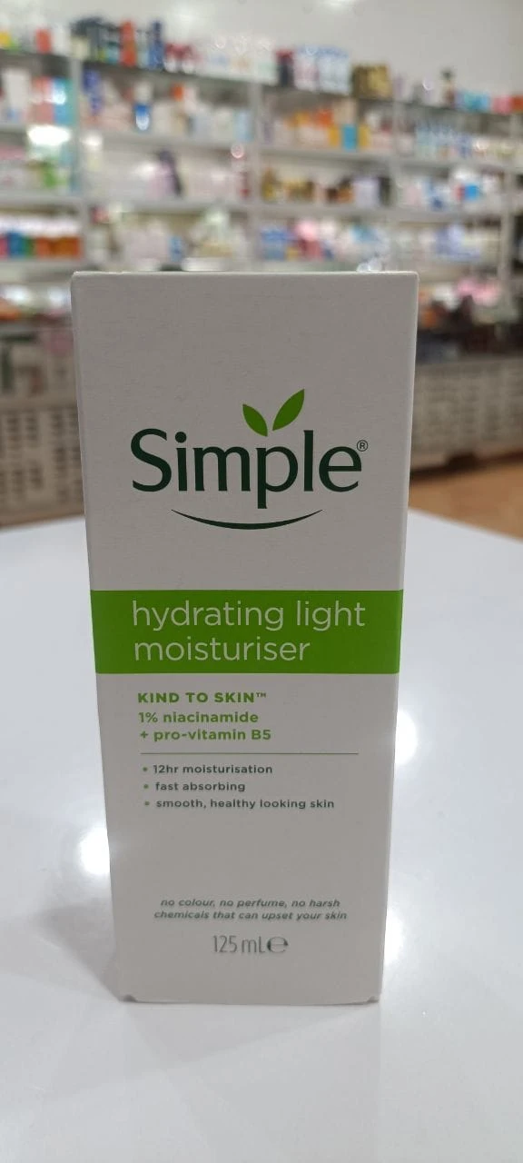 کرم مرطوب‌کننده لایت | S.i.m.p.l.e Hydrating Light Moisturiser اصل ۱۲۵میل