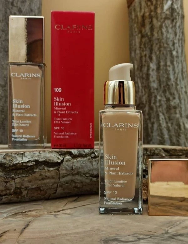 کرم پودر کلارنسCLARINS