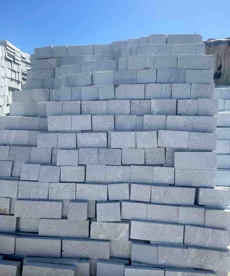 کریستال فرشی تیشه ای کد I0402211