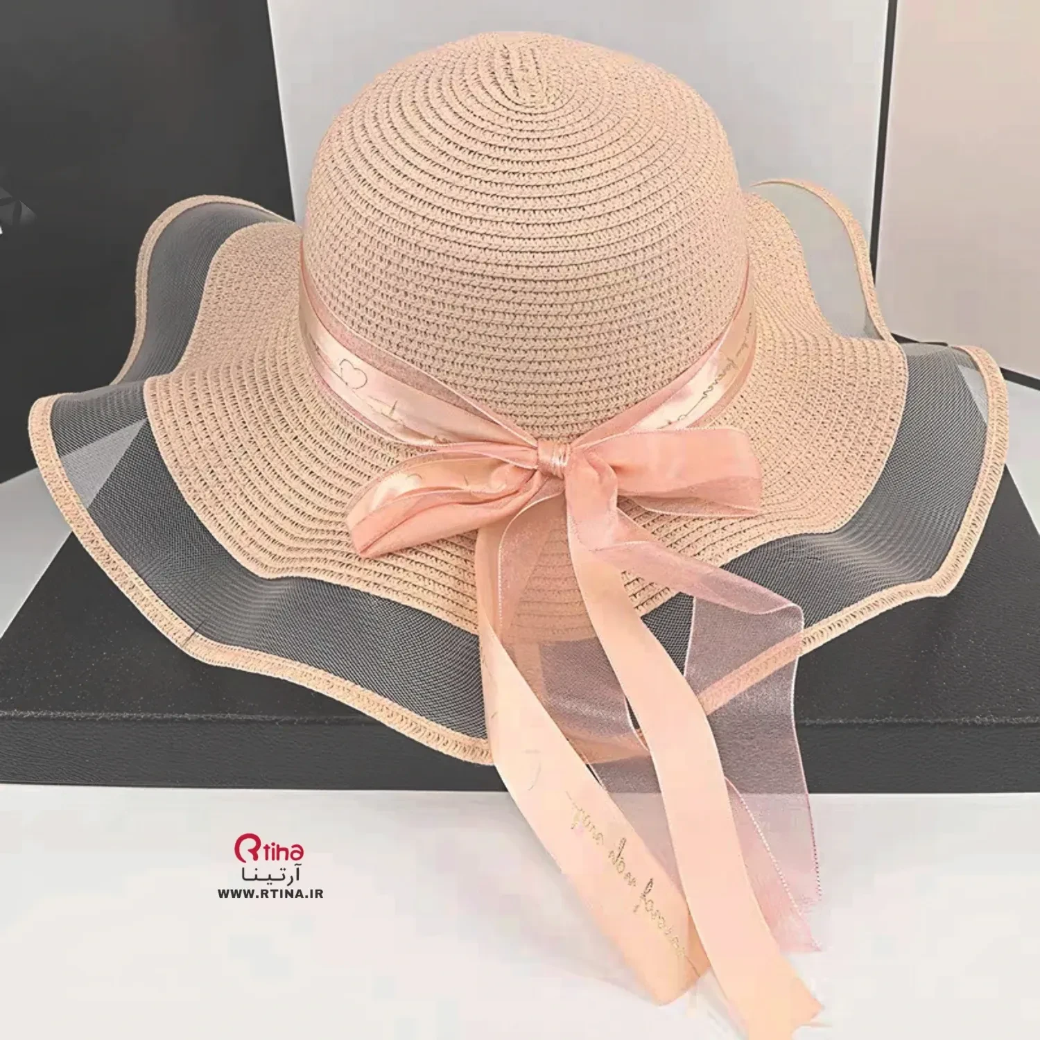 کلاه حصیری لاکچری لب تور و لب کنگره ای