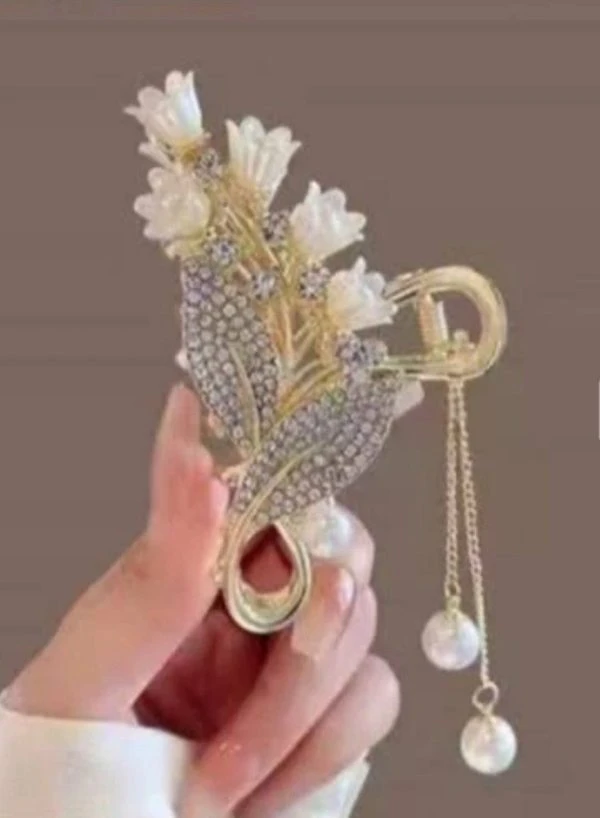 کلیپس مجلسی لاله گلبرگ