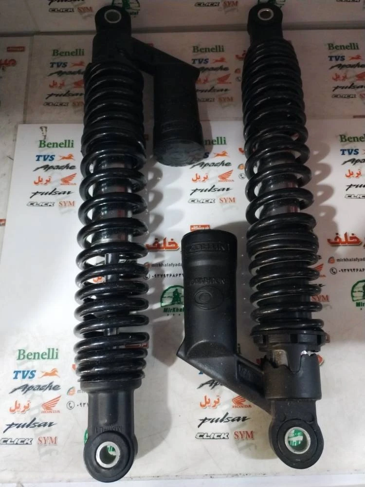 کمک فنر عقب (وسط) موتور پالس ls 135 ال اس اصلی مشکی (جفتی)