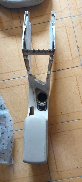 کنسول وسط برلیانس h330