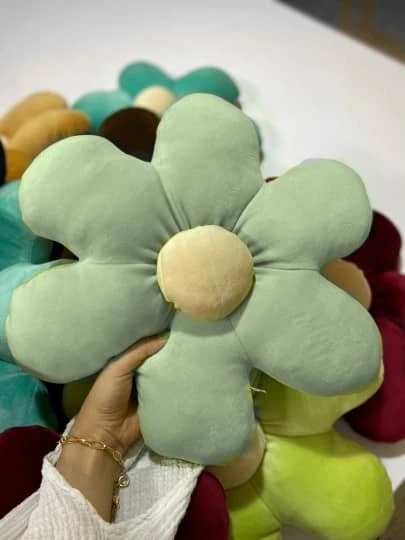کوسن طرح گل مخمل وارداتی سفید