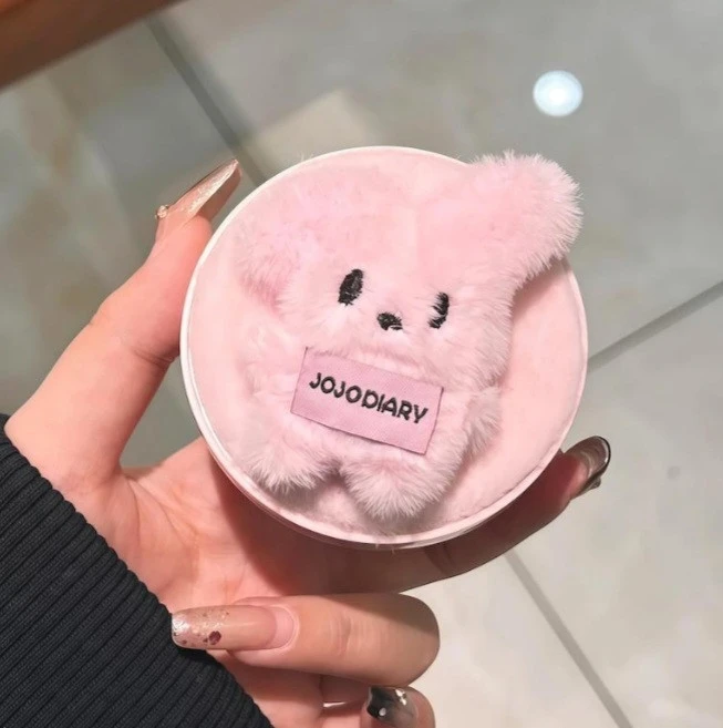 کوشن پفکی ،عروسکی مخملی 𝘑𝘰𝘫𝘰 𝘋𝘪𝘢𝘳𝘺🐰💖
