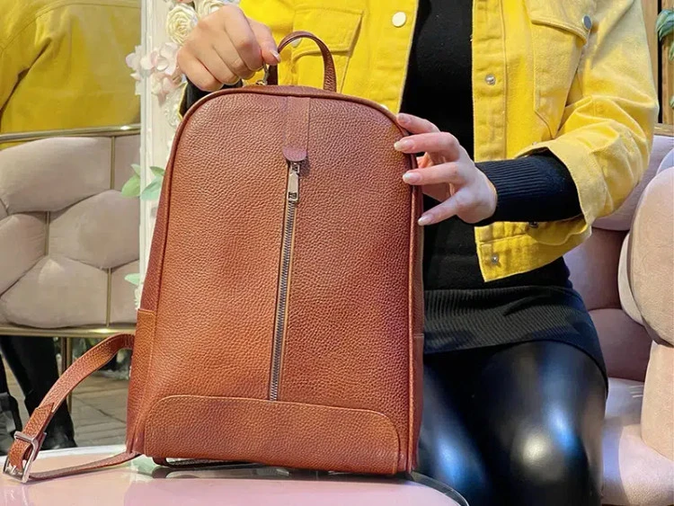کوله پشتی چرم طبیعی تک زیپ