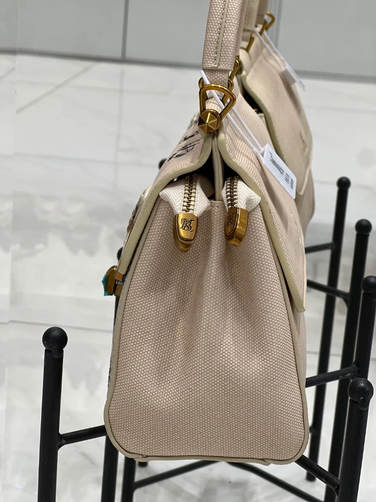 کیف BANEVANF دوحالته