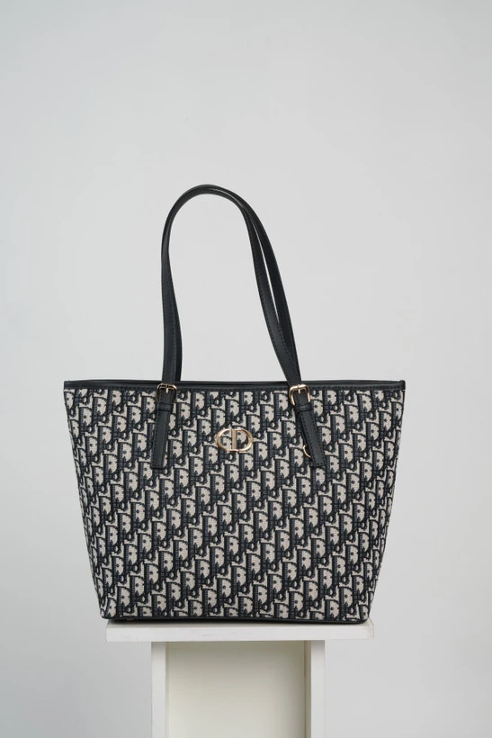 کیف دیارا طرح دیور Christian Dior