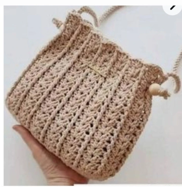 کیف زنانه اسپرت با نخ کتان و رافیا