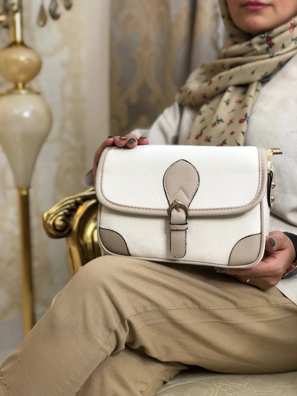کیف زنانه پاسپورتی کنفی جلو سگک دار