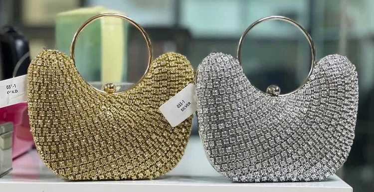 کیف مجلسی تمام نگین ابعاد ۲۰*۲۴ جنس وارداتی