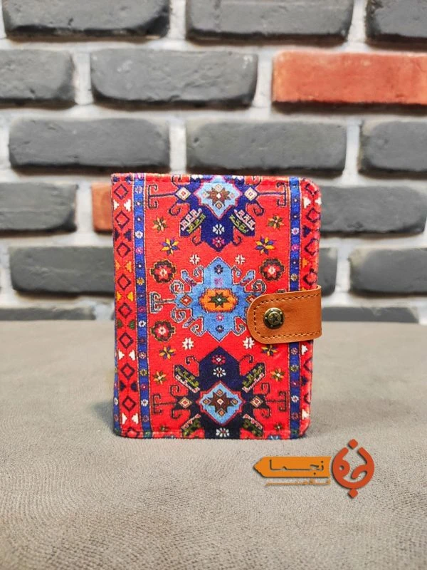 کیف پول کتی دکمه دار طرح سنتی کد KPDC03