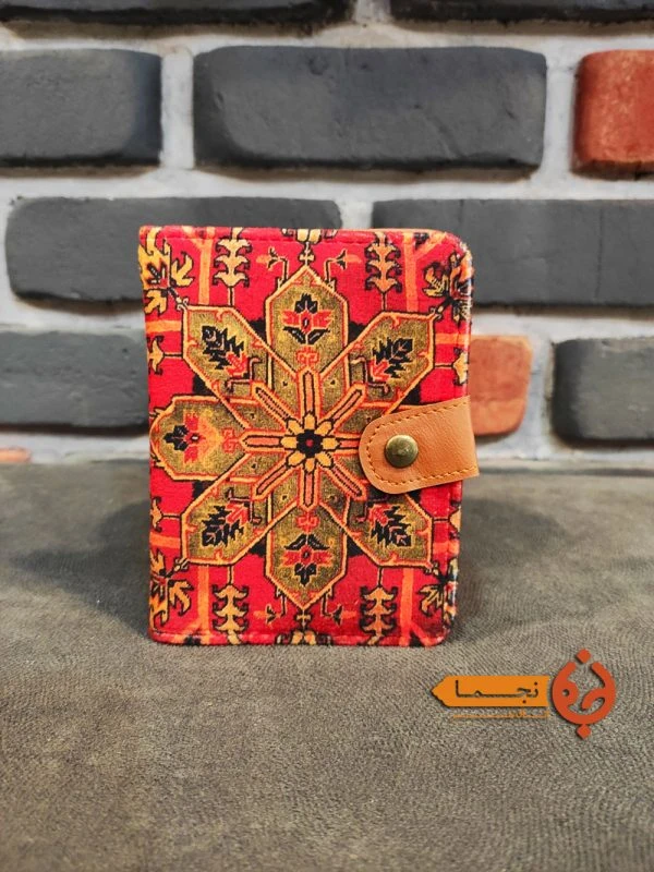 کیف پول کتی دکمه دار طرح سنتی کد KPDC08