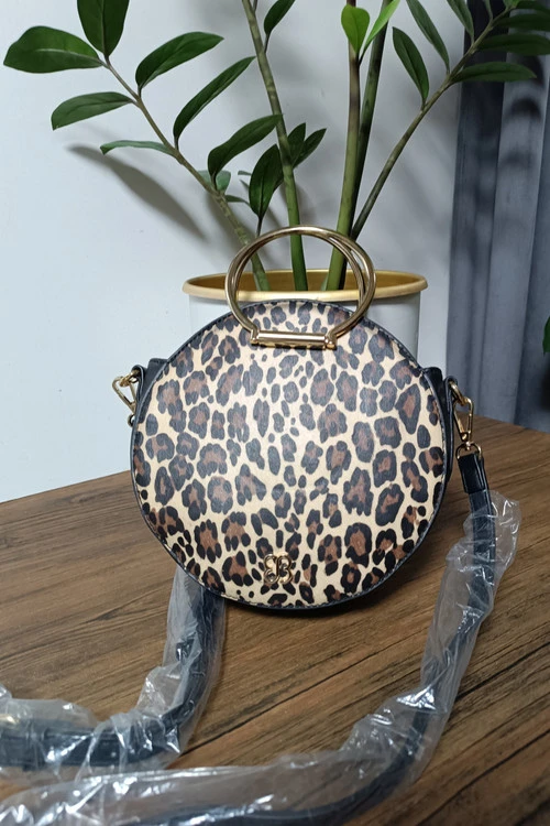 کیف گرد چرم و مخمل لندن