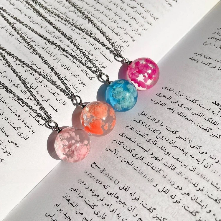 گردنبند بلو اسکای