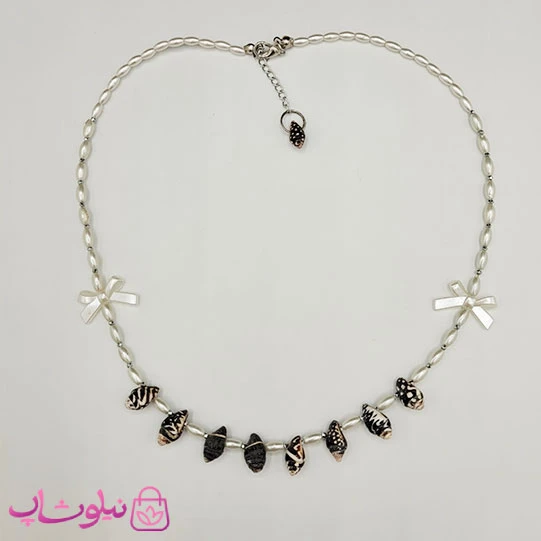گردنبند زنانه دستساز برند N&SH مدل صدف دریایی مشکی و پاپیون سفید کد 150
