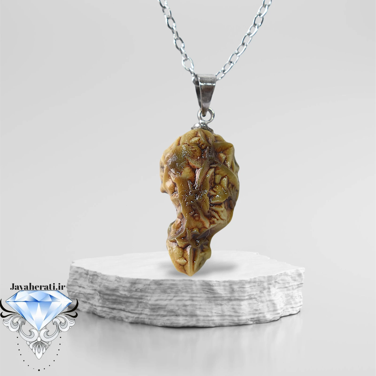 گردنبند زوعه طبیعی و رگه دار Z22