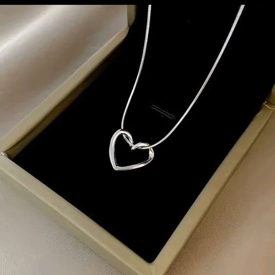 گردنبند قلب دفرمه