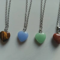 گردنبند قلبی سنگی