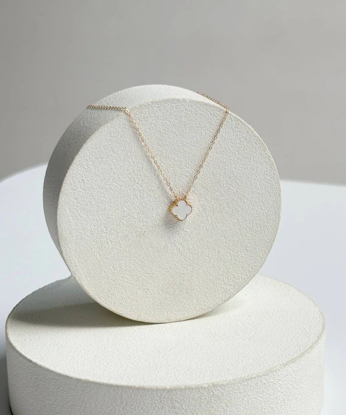 گردنبند ونکلیف (Van Cleef) سبز و سفید