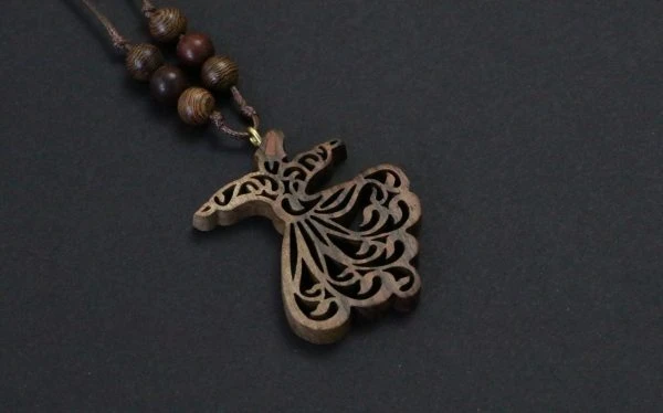 گردنبند چوبی دست ساز طرح رقص سماع (خاص / کیفیت بالا)
