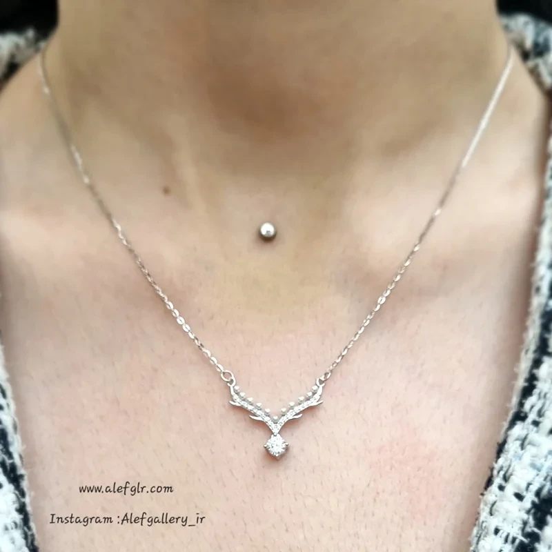 گرنبند نقره طرح شاخ گوزن نگین دار (ارسال رایگان) کد 250104