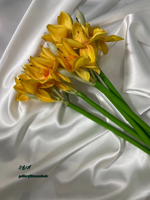 گل نرگس مصنوعی رنگ زرد