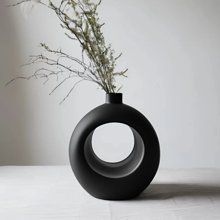 گلدان دکوراتیو Circular Ring Vase
