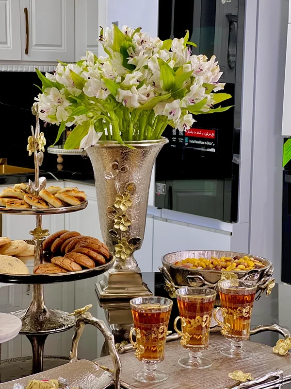 گلدان شقايق