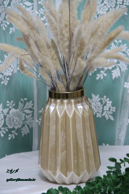 گلدان شیشه ای رنگ عسلی کد 01