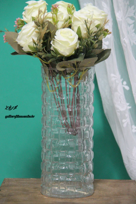 گلدان شیشه ای شفاف کد ۰۸