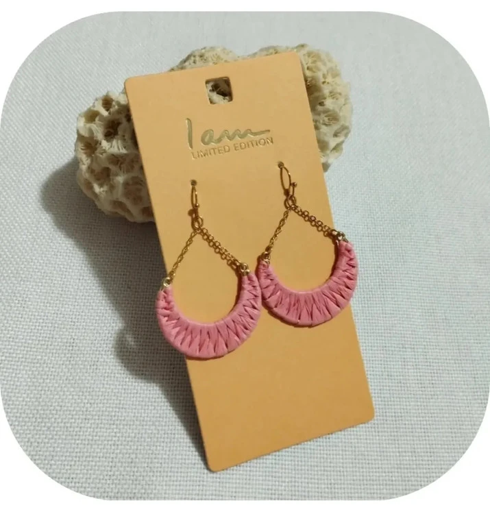 گوشواره آویز طرح حصیری برند I am