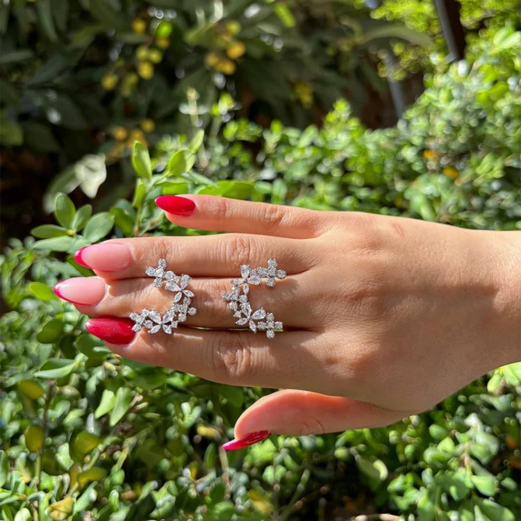 گوشواره جواهری تمام نگین آبکاری نقره
