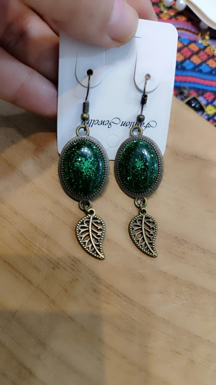 گوشواره سبز رزینی