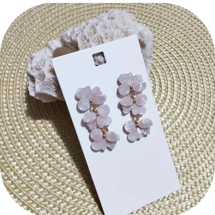 گوشواره طرح سنگ