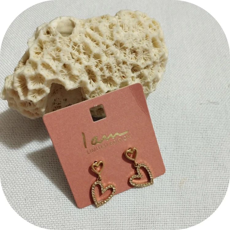 گوشواره میخی نگیندار طرح قلب برند I am