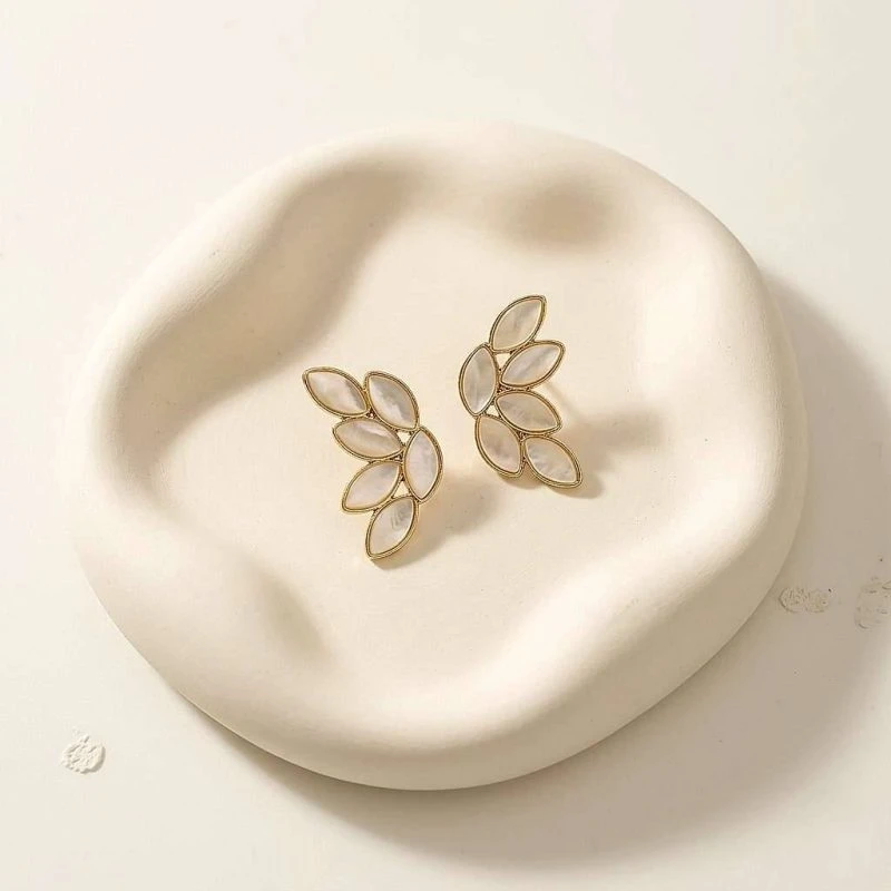 گوشواره میناکاری طرح خوشه