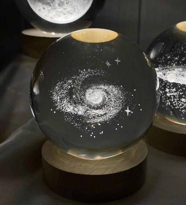 گوی کریستالی طرح کهکشان راه شیری Milky Way